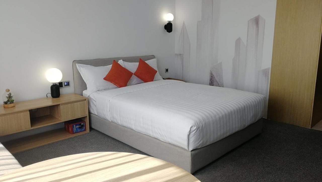 Ln Residence Changdi - New Aiqun Building - Canton Fair Free Shuttle Bus During Canton Fair Period Экстерьер фото